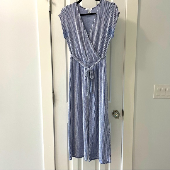 Caution To The Wind Blue & White Pinstripe Jumpsuit Romper - M - Picture 1 of 5